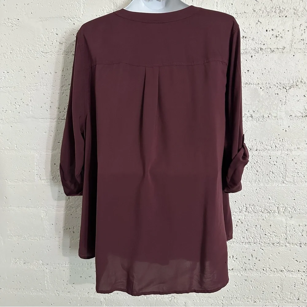 Torrid Women’s Plus Top 3 (3X) Red Harper Tab Sleeve Tunic Rayon Blend BO16 - Picture 5 of 6